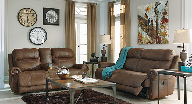 Auestere Reclining Living Room Set